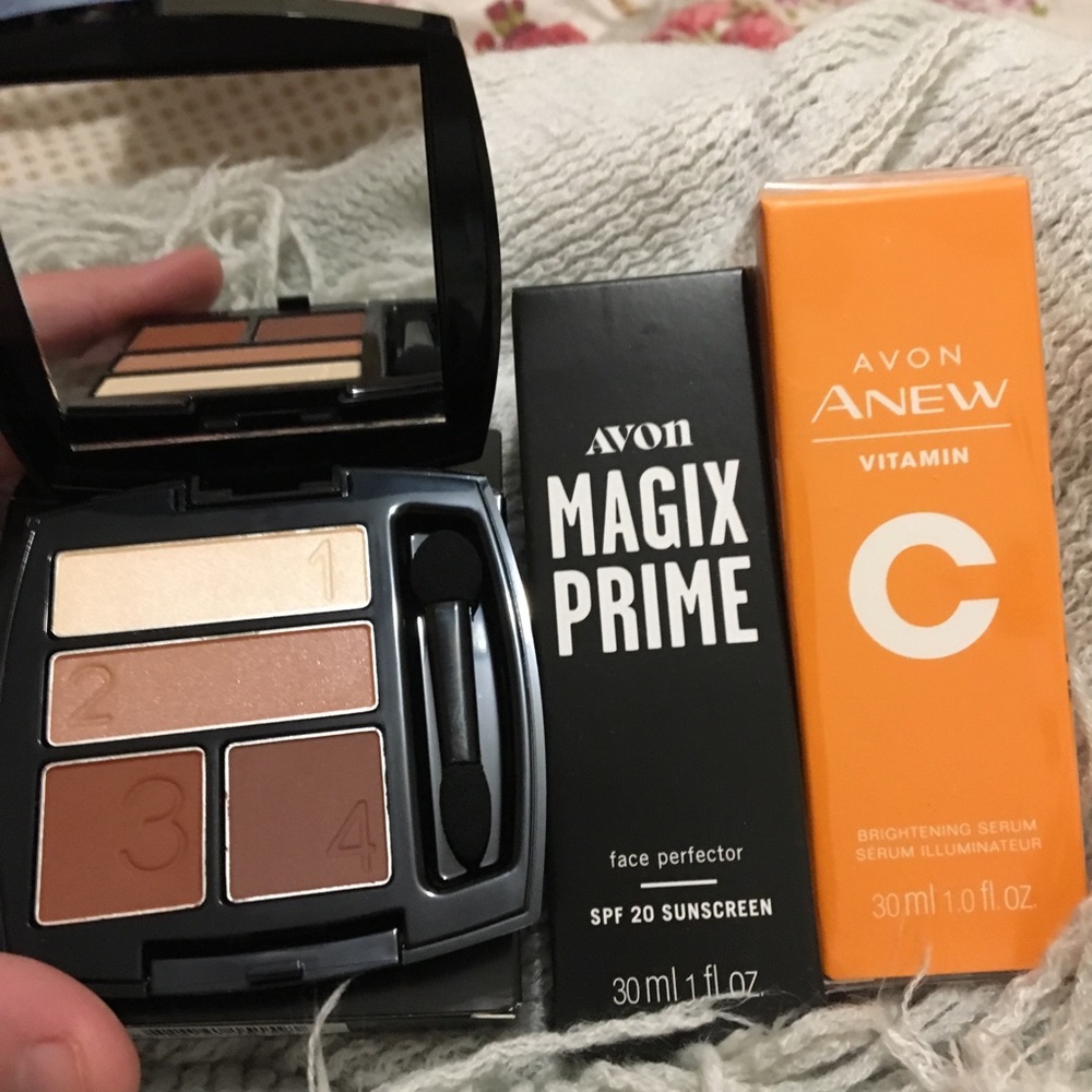 Avon three Peace